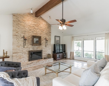 1353 Lost Creek Blvd - Photo Thumbnail 8