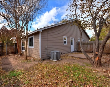 2302 Fuzz Fairway - Photo Thumbnail 22
