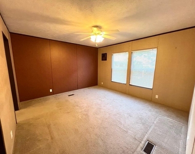 112 S Fitzwilliams Ln - Photo Thumbnail 7