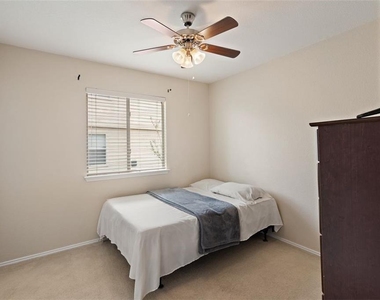 12201 Sky Harbor Dr - Photo Thumbnail 20