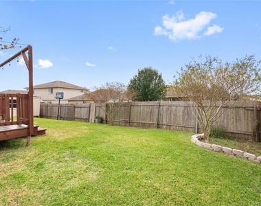 12201 Sky Harbor Dr - Photo Thumbnail 25