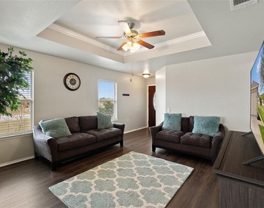 12201 Sky Harbor Dr - Photo Thumbnail 6