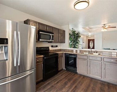 12201 Sky Harbor Dr - Photo Thumbnail 13