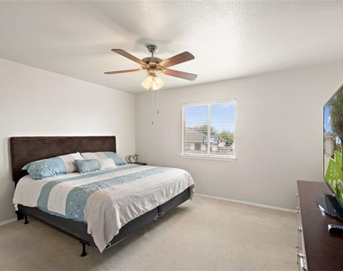 12201 Sky Harbor Dr - Photo Thumbnail 15
