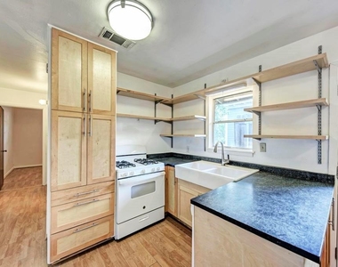 1805 Mohle Dr - Photo Thumbnail 10