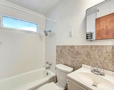 1805 Mohle Dr - Photo Thumbnail 14