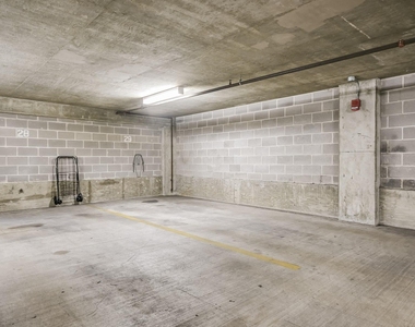 311 W 5th St - Photo Thumbnail 16