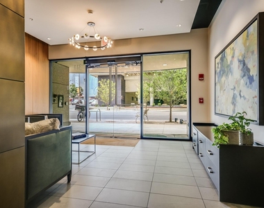 311 W 5th St - Photo Thumbnail 14