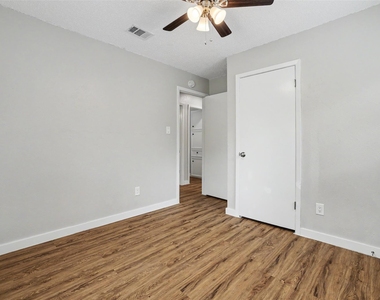802 Ranch Rd - Photo Thumbnail 13