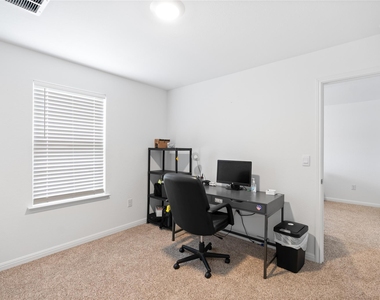 143 Santa Rosa Ln - Photo Thumbnail 22