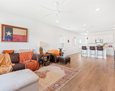 143 Santa Rosa Ln - Photo Thumbnail 12