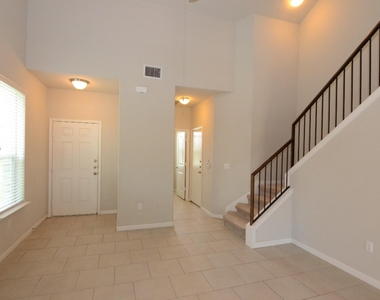 360 Purple Martin Ave - Photo Thumbnail 6
