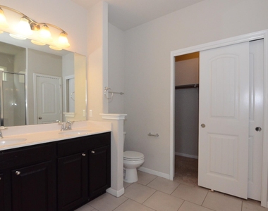 360 Purple Martin Ave - Photo Thumbnail 13