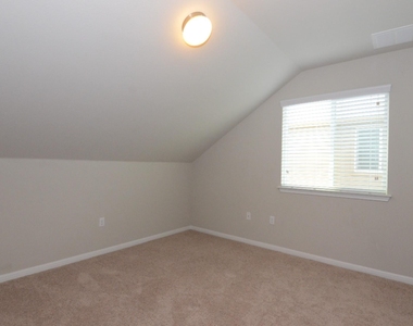 360 Purple Martin Ave - Photo Thumbnail 20
