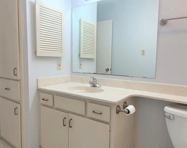 106 E 30th St - Photo Thumbnail 15