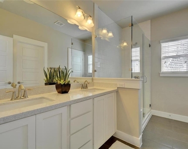 900 Banyon St - Photo Thumbnail 14
