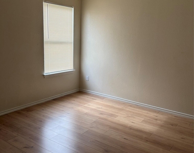 11805 Stoney Meadow Dr - Photo Thumbnail 10