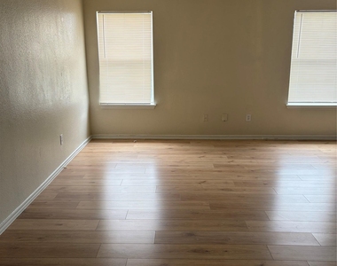 11805 Stoney Meadow Dr - Photo Thumbnail 13
