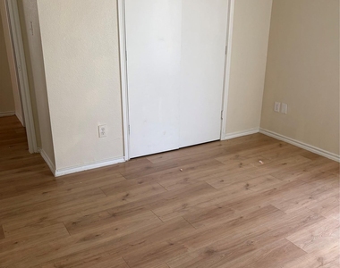 11805 Stoney Meadow Dr - Photo Thumbnail 15