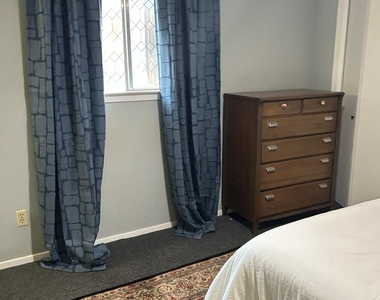 5205 Evans Ave - Photo Thumbnail 3