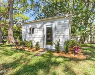 1565 Park Terrace E - Photo Thumbnail 17