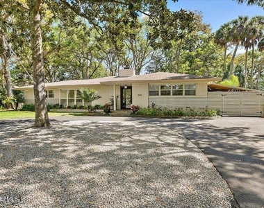 1565 Park Terrace E - Photo Thumbnail 19