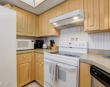 99 Broad River Place - Photo Thumbnail 30