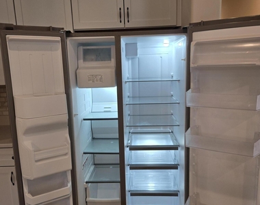 835 Silver Pine Drive - Photo Thumbnail 10