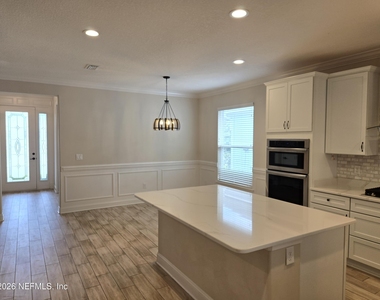 835 Silver Pine Drive - Photo Thumbnail 5