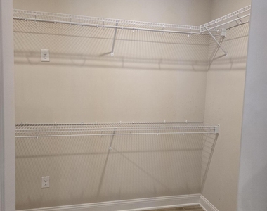 835 Silver Pine Drive - Photo Thumbnail 19