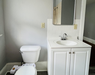 2322 Herschel Street - Photo Thumbnail 8