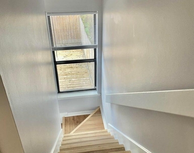 1185 Romaine Circle W - Photo Thumbnail 12