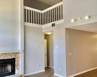 1185 Romaine Circle W - Photo Thumbnail 6