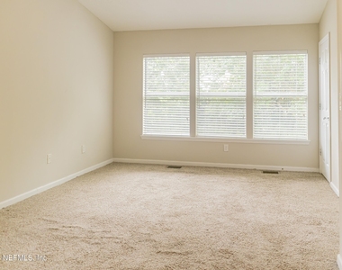 8144 Summerside Circle - Photo Thumbnail 5