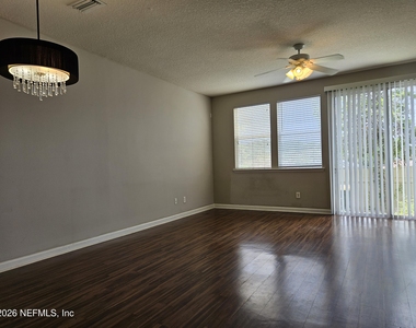 2334 Sunset Bluff Drive - Photo Thumbnail 5