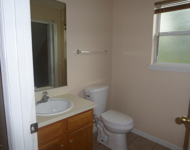 1017 Crestwood Street - Photo Thumbnail 26
