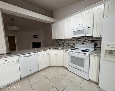 1508 Irishwood Court - Photo Thumbnail 5