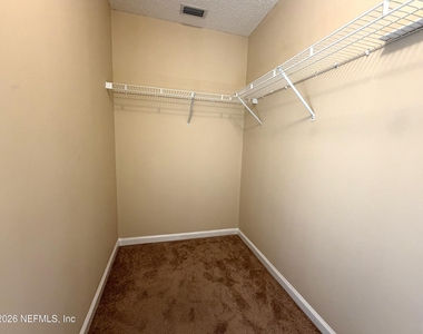 1508 Irishwood Court - Photo Thumbnail 11