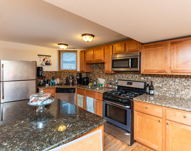 1535 W Leland Avenue - Photo Thumbnail 5