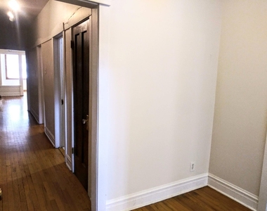 709 W Cornelia Avenue - Photo Thumbnail 1