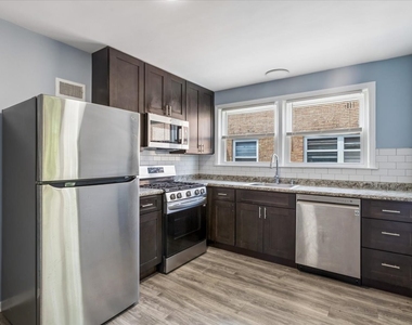 9116 Keating Avenue - Photo Thumbnail 3