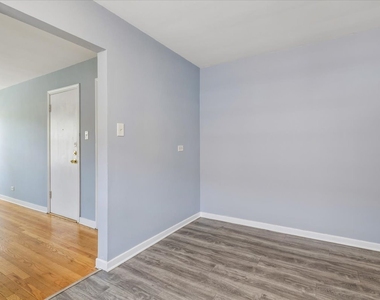9116 Keating Avenue - Photo Thumbnail 4