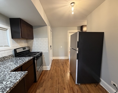 3614 W George Street - Photo Thumbnail 1