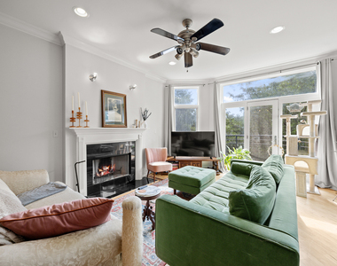 1755 N Artesian Avenue - Photo Thumbnail 3