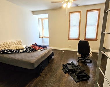 939 W Armitage Avenue - Photo Thumbnail 8