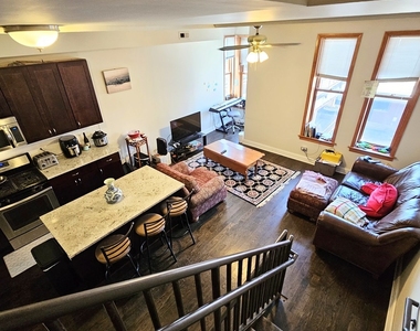 939 W Armitage Avenue - Photo Thumbnail 4