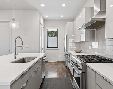 115 City View Court Ne - Photo Thumbnail 7