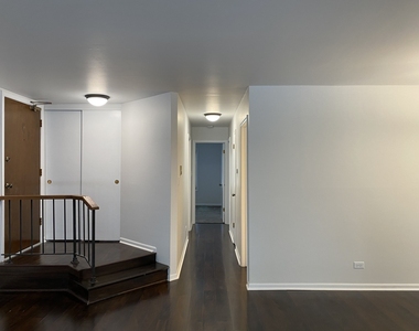905 Knottingham Drive - Photo Thumbnail 1