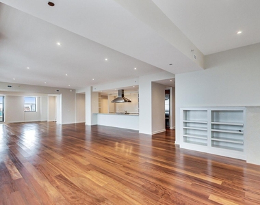 310 S Michigan Avenue - Photo Thumbnail 18