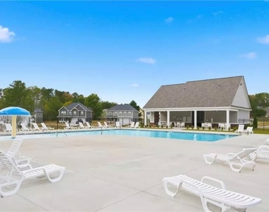 16 Gulfstream Drive - Photo Thumbnail 23